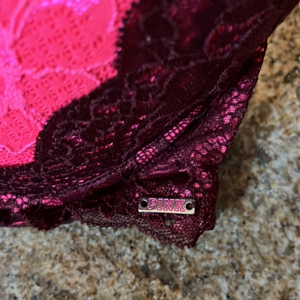 Victoria secret Pink lace push-up bras 2pc. Lot 32D - Picture 4 of 9